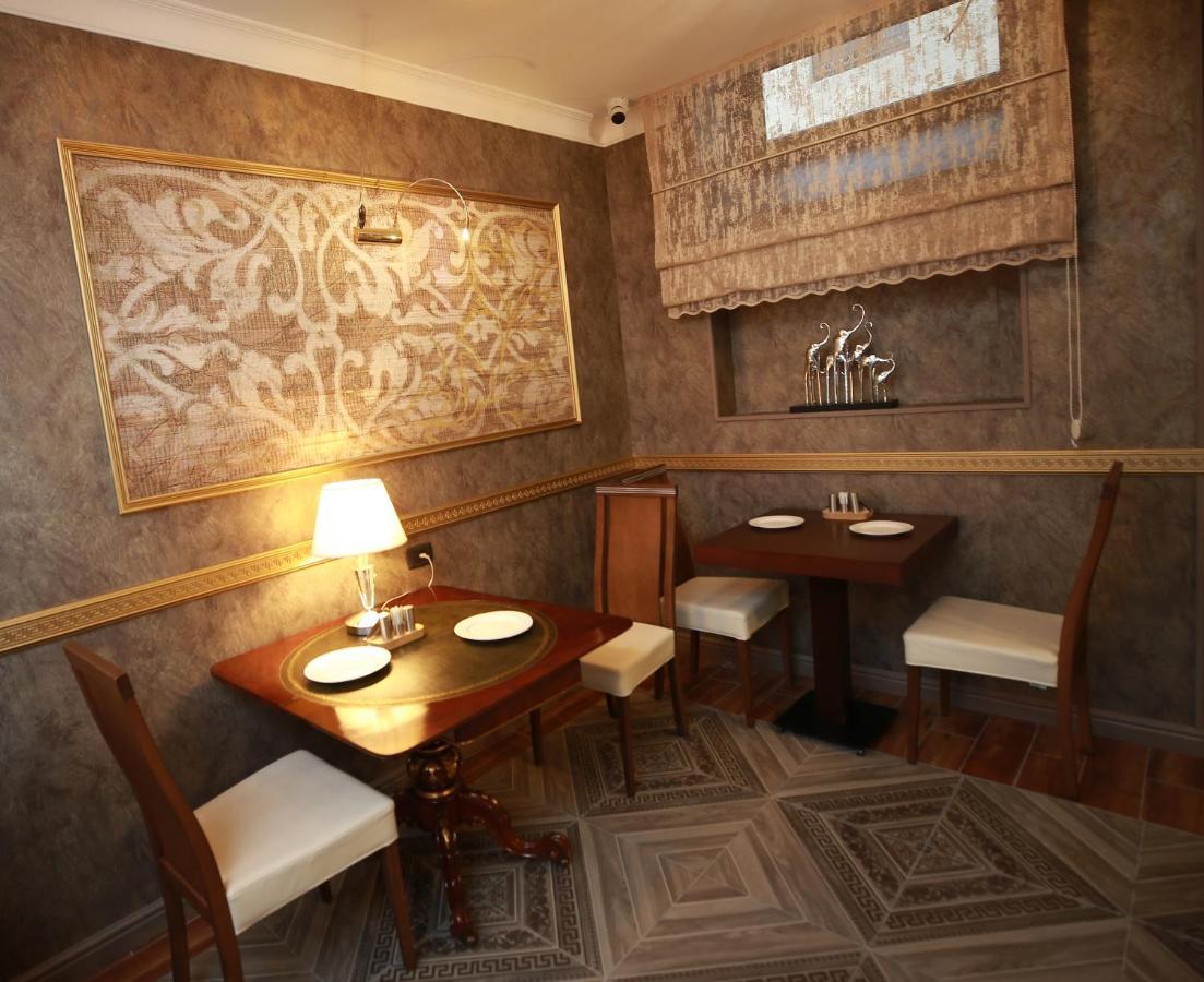 באקו West Inn Hotel & Restaurant Nz מראה חיצוני תמונה