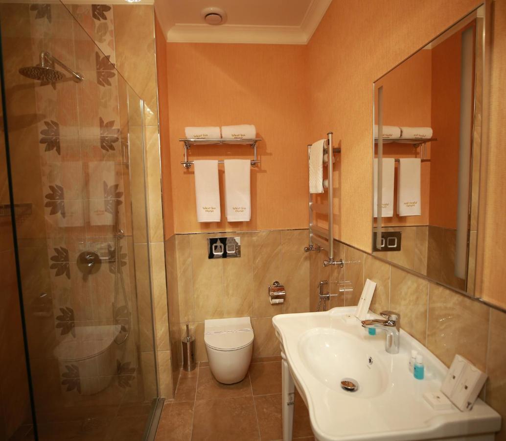 באקו West Inn Hotel & Restaurant Nz מראה חיצוני תמונה