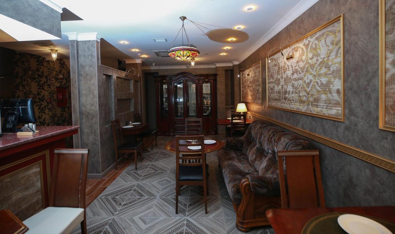 באקו West Inn Hotel & Restaurant Nz מראה חיצוני תמונה