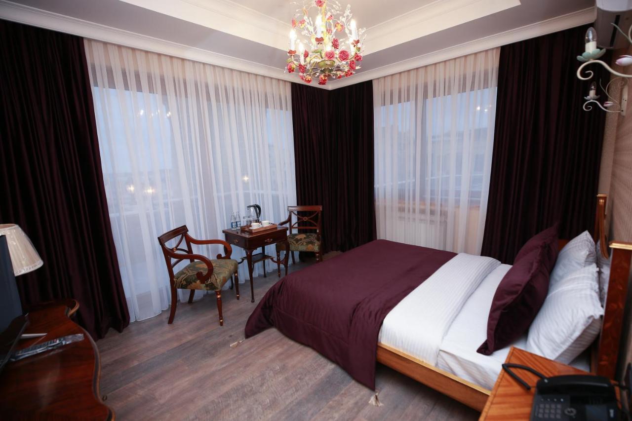 באקו West Inn Hotel & Restaurant Nz מראה חיצוני תמונה