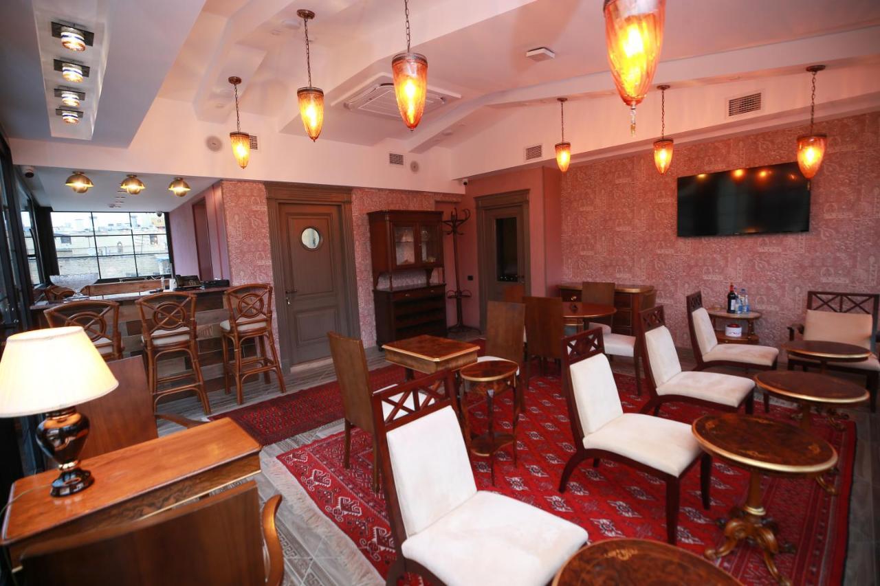 באקו West Inn Hotel & Restaurant Nz מראה חיצוני תמונה