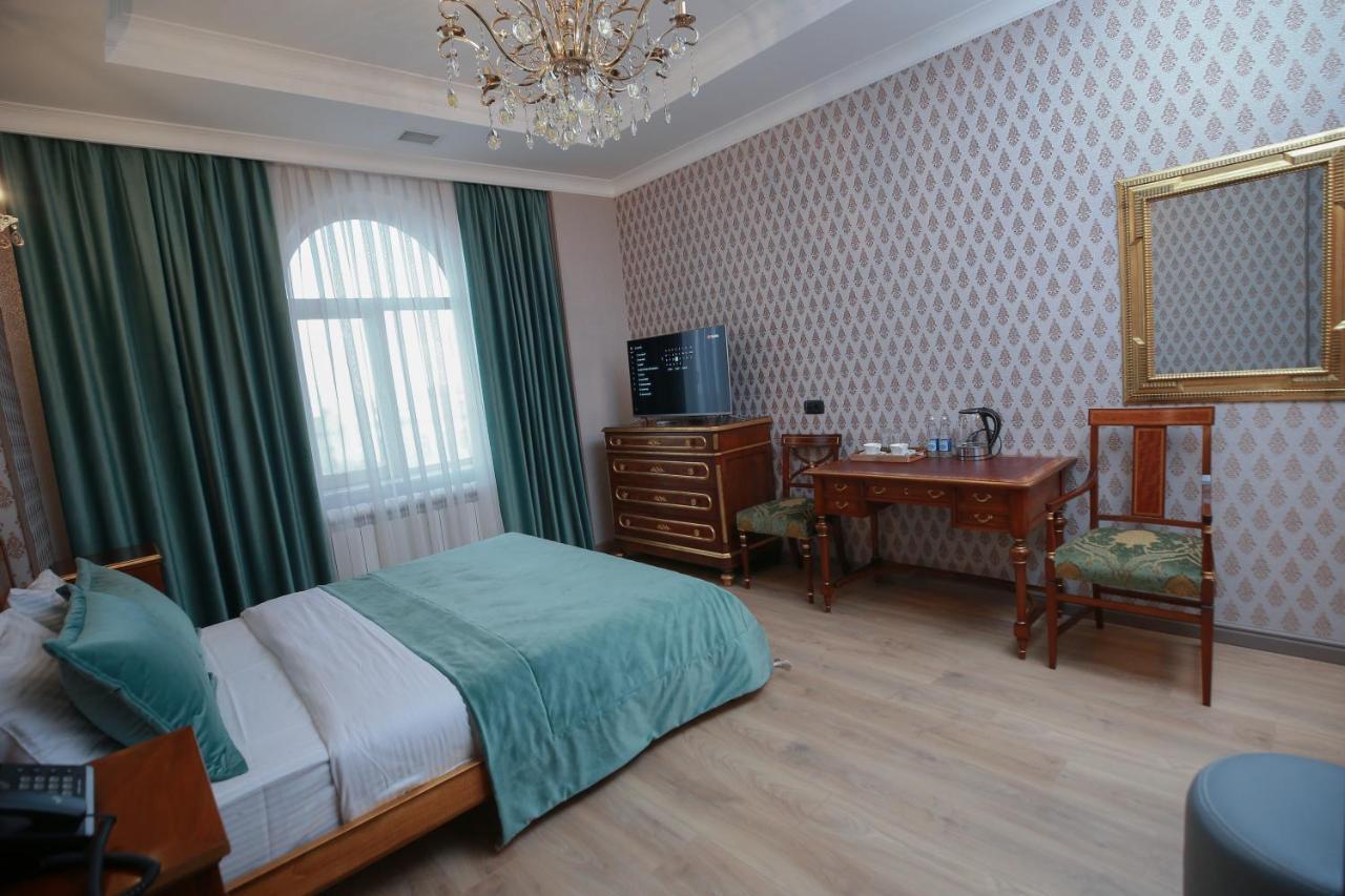 באקו West Inn Hotel & Restaurant Nz מראה חיצוני תמונה
