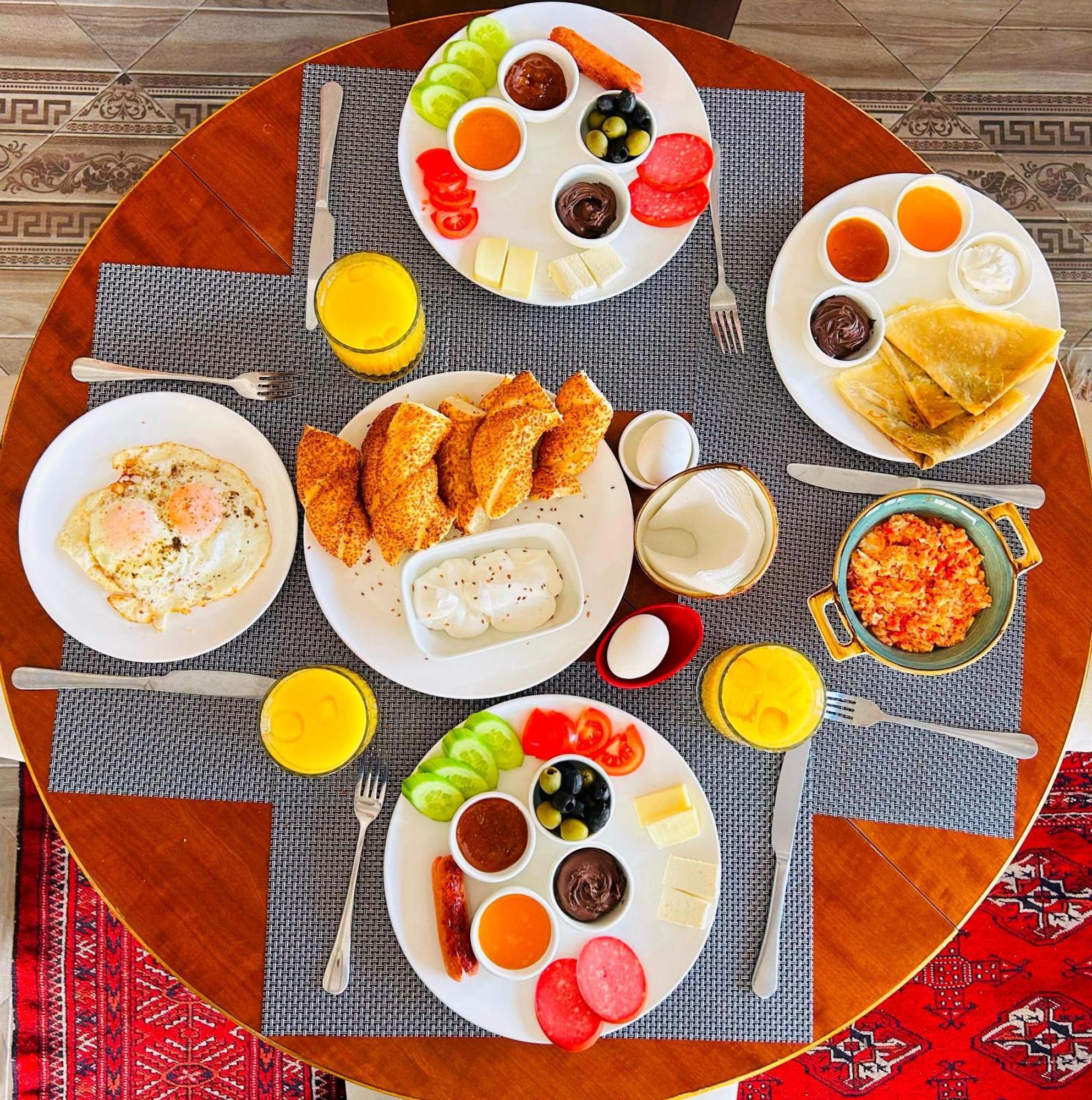 באקו West Inn Hotel & Restaurant Nz מראה חיצוני תמונה