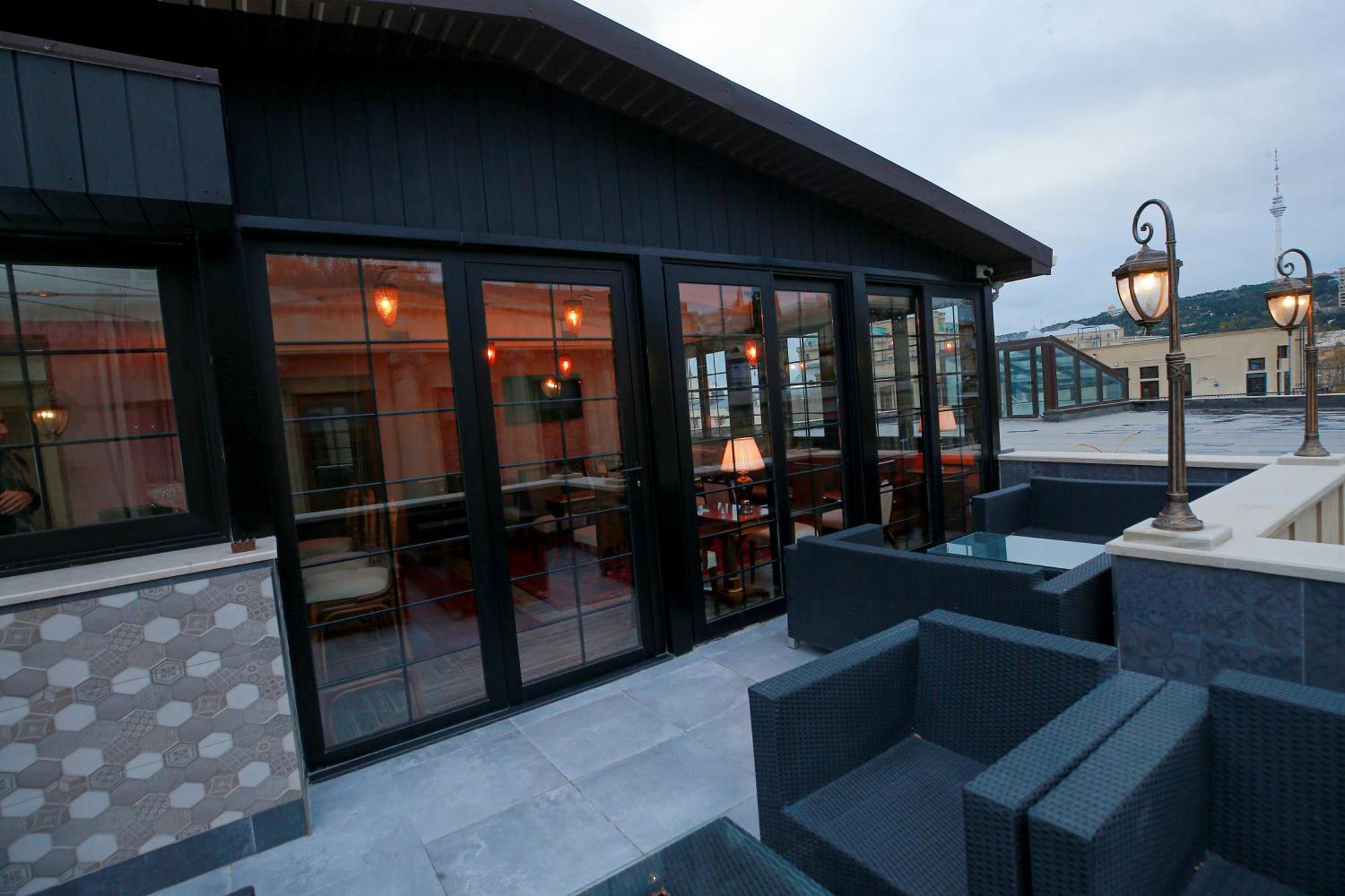 באקו West Inn Hotel & Restaurant Nz מראה חיצוני תמונה